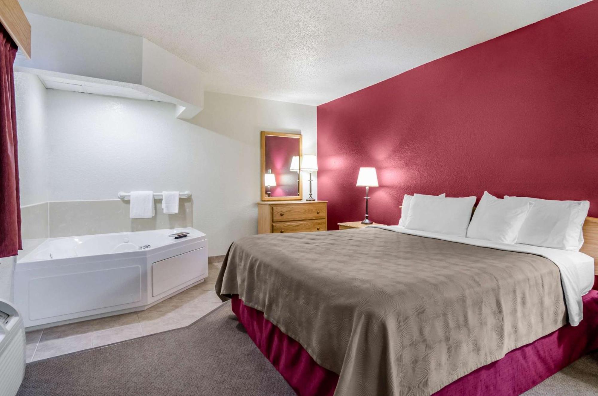 Rodeway Inn Hesston Dış mekan fotoğraf