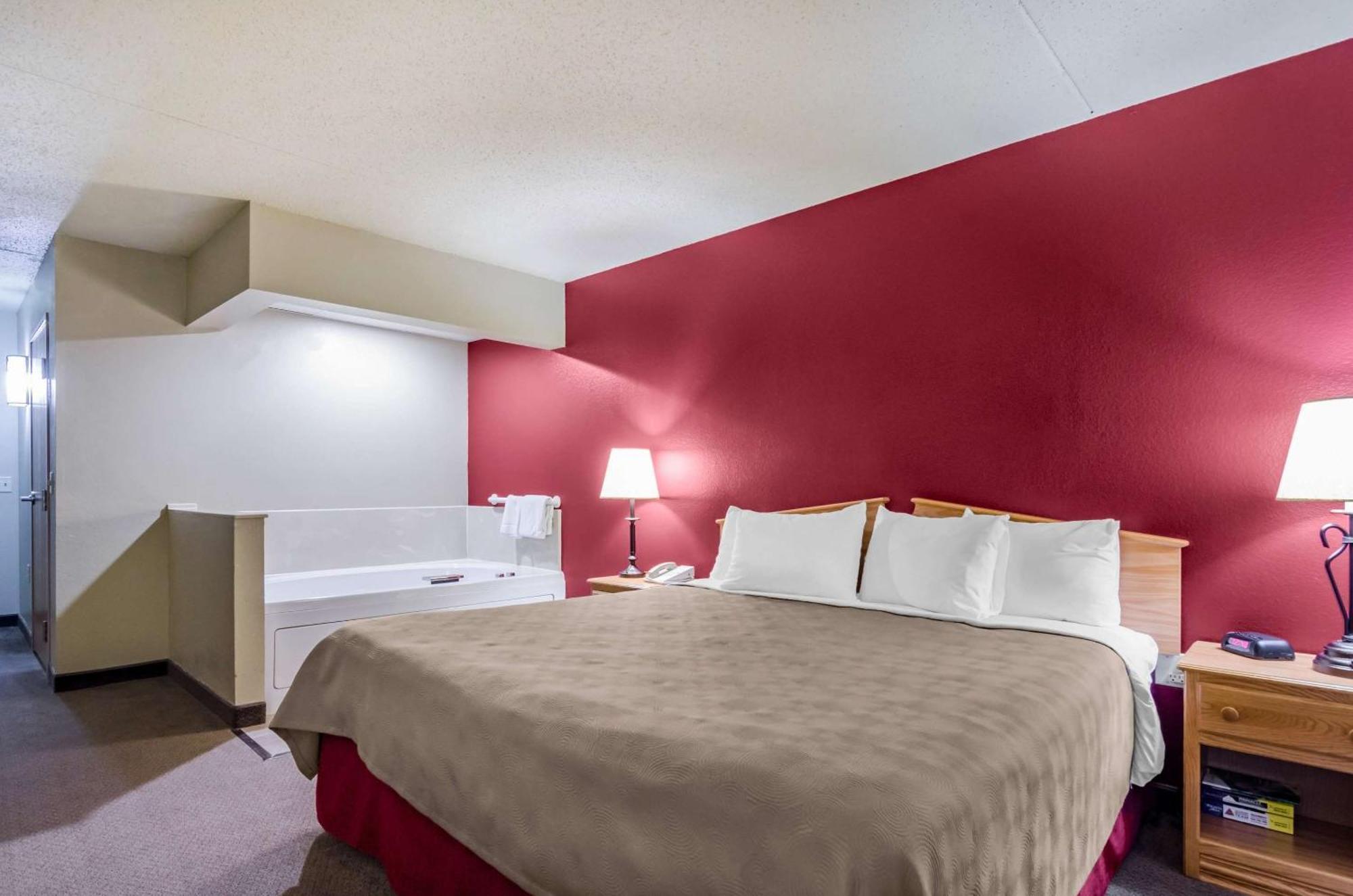 Rodeway Inn Hesston Dış mekan fotoğraf