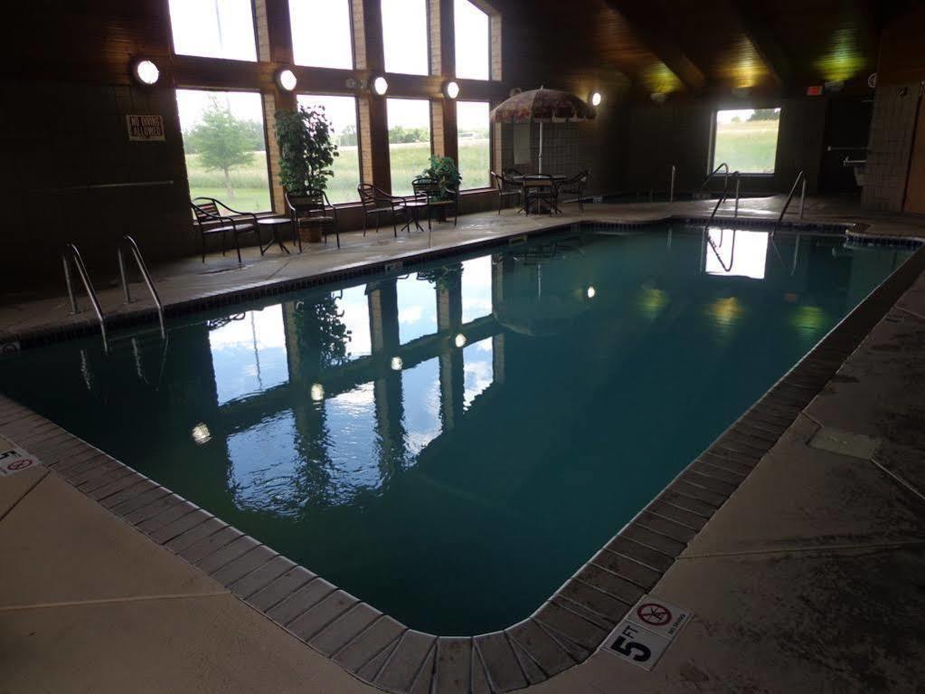 Rodeway Inn Hesston Dış mekan fotoğraf
